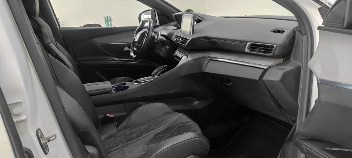 peugeot-5008-2018-diesel-1997cc