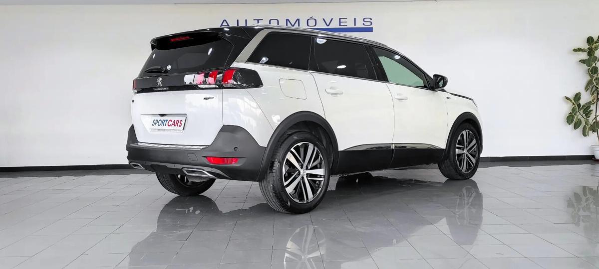 peugeot-5008-2018-diesel-1997cc