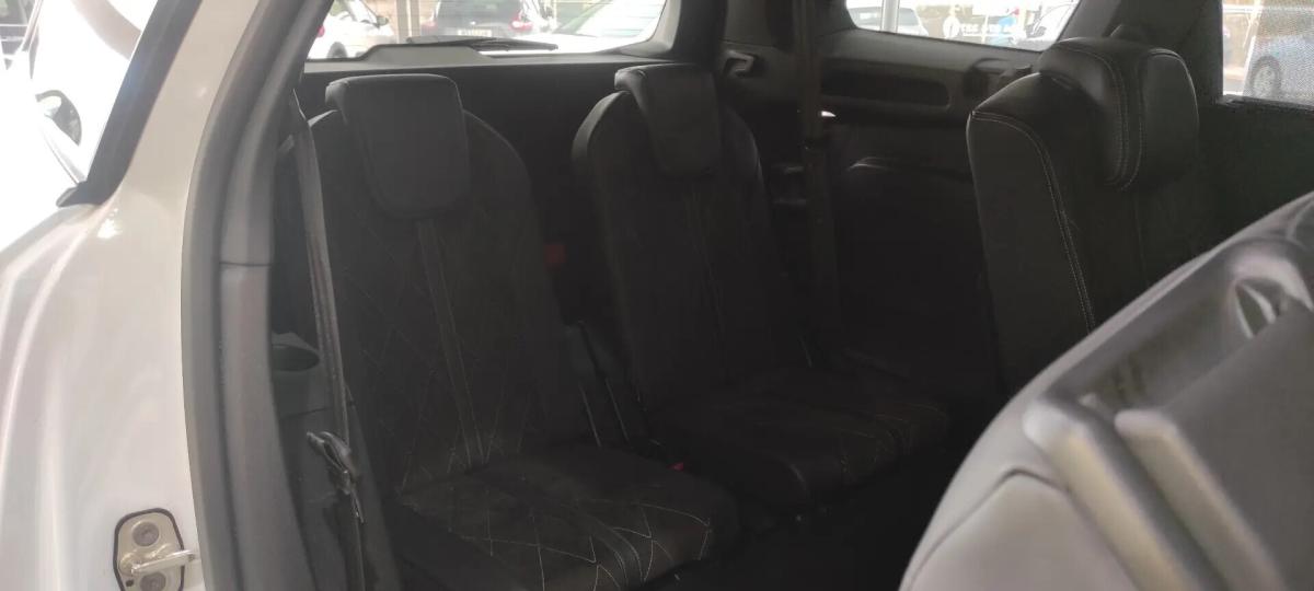 peugeot-5008-2018-diesel-1997cc