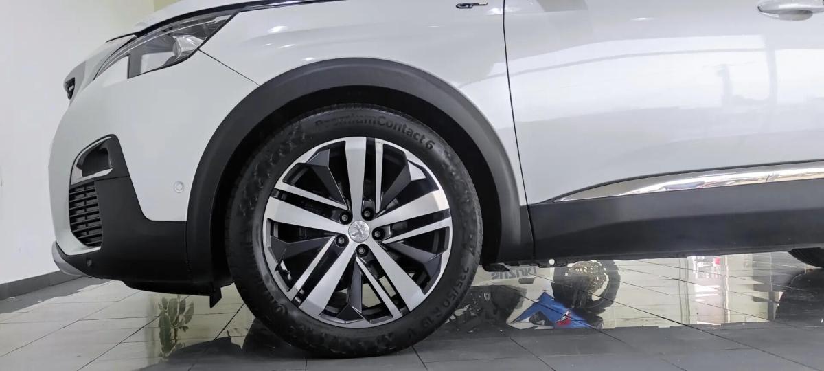 peugeot-5008-2018-diesel-1997cc