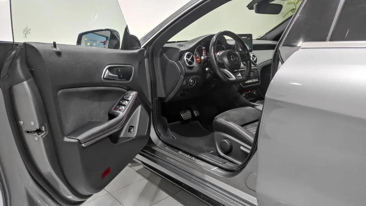 mercedes-benz-cla-200-d-2018-diesel-2143cc