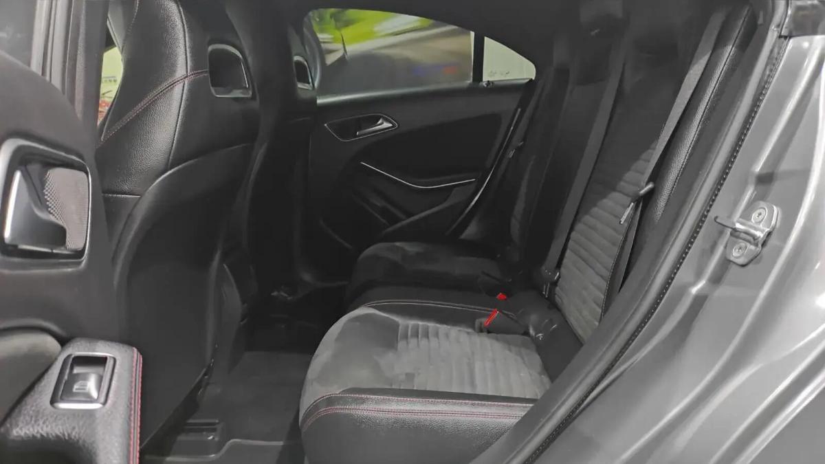 mercedes-benz-cla-200-d-2018-diesel-2143cc