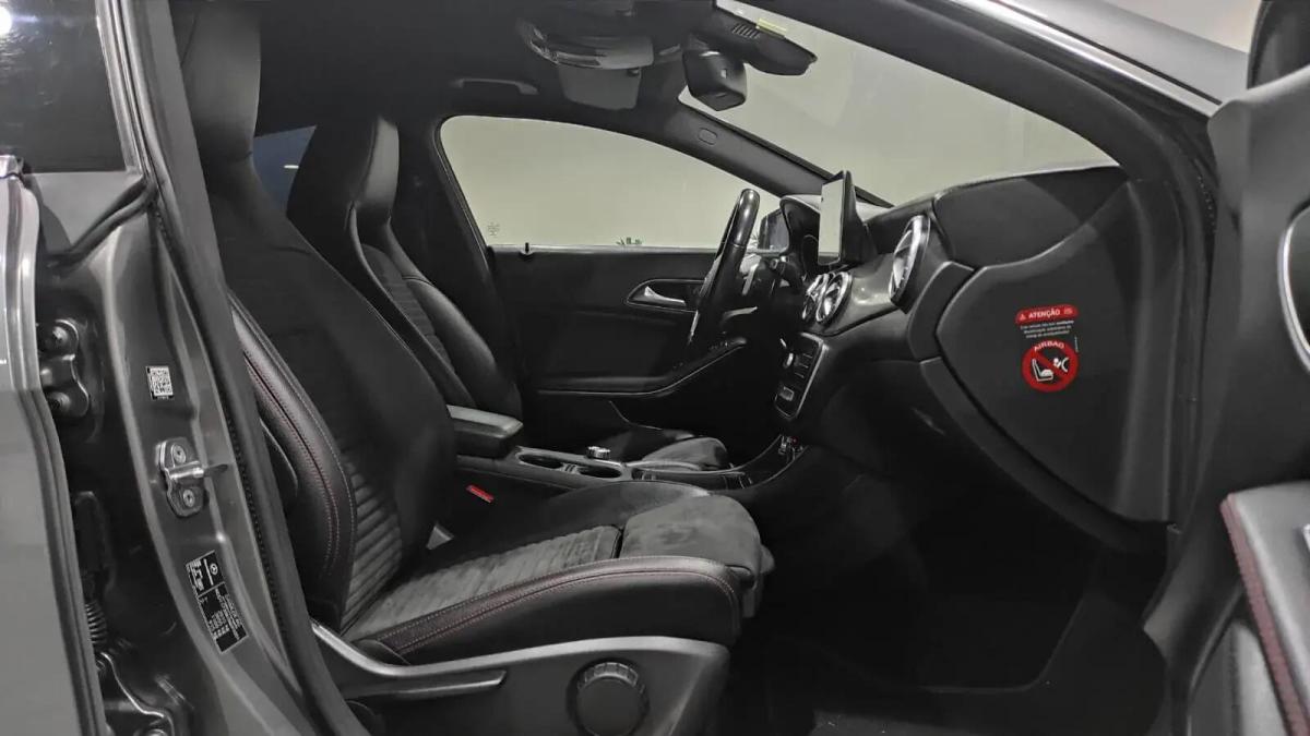 mercedes-benz-cla-200-d-2018-diesel-2143cc