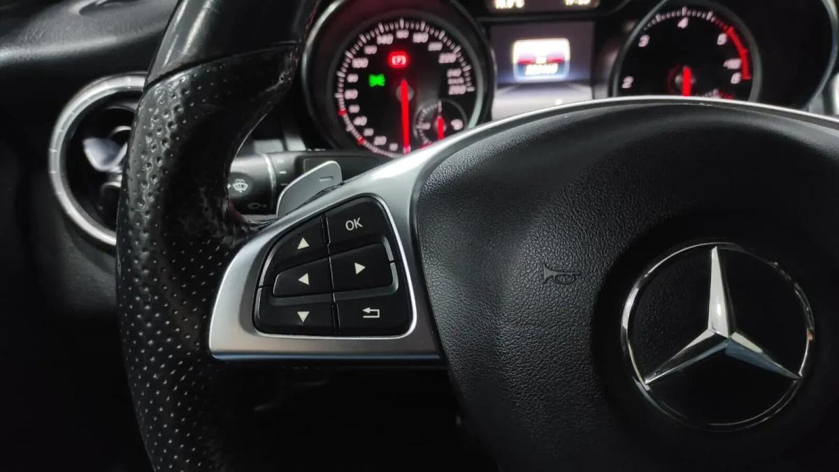 mercedes-benz-cla-200-d-2018-diesel-2143cc