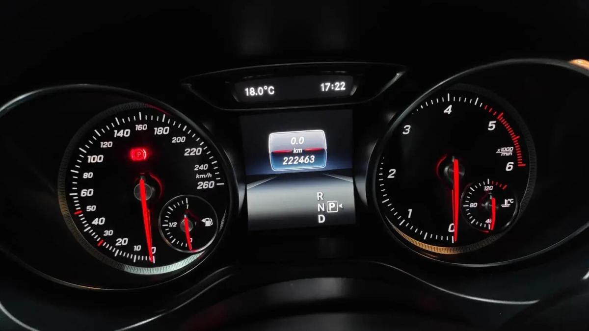 mercedes-benz-cla-200-d-2018-diesel-2143cc