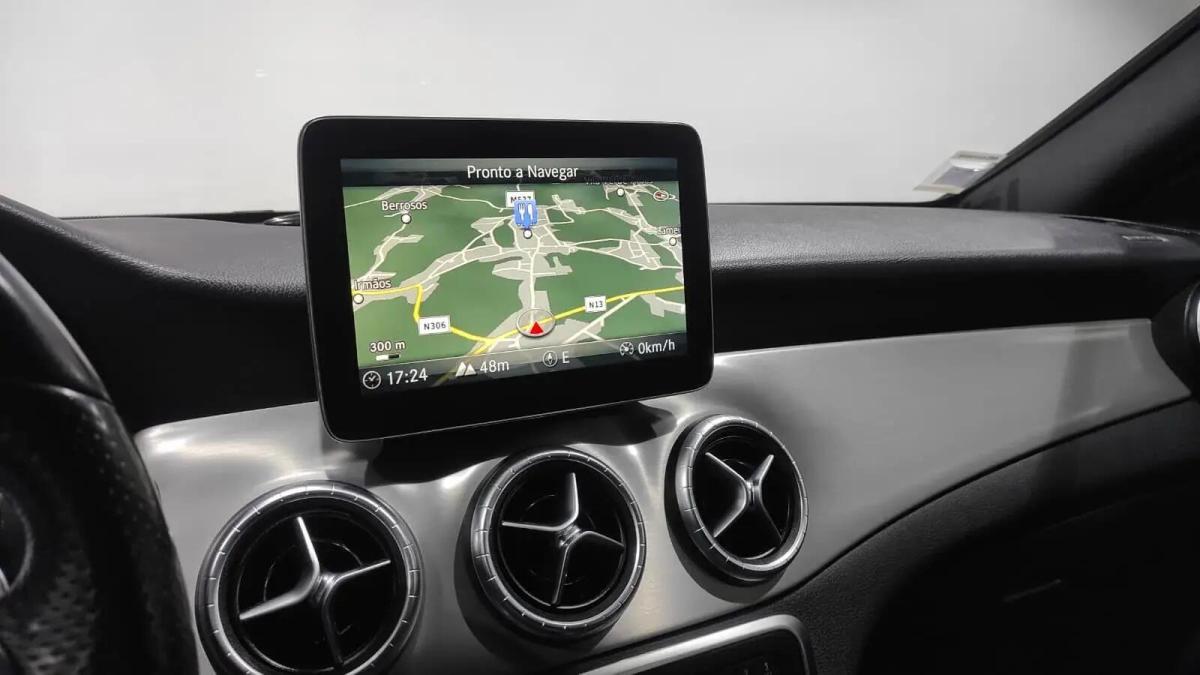 mercedes-benz-cla-200-d-2018-diesel-2143cc