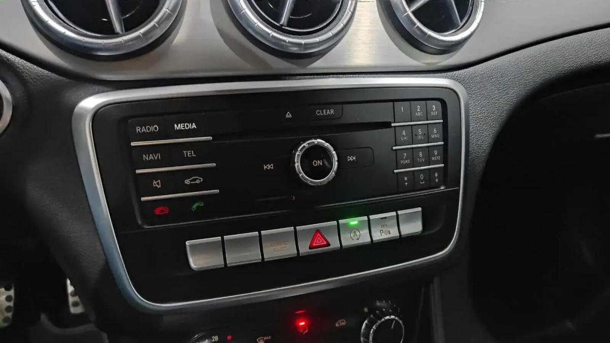 mercedes-benz-cla-200-d-2018-diesel-2143cc