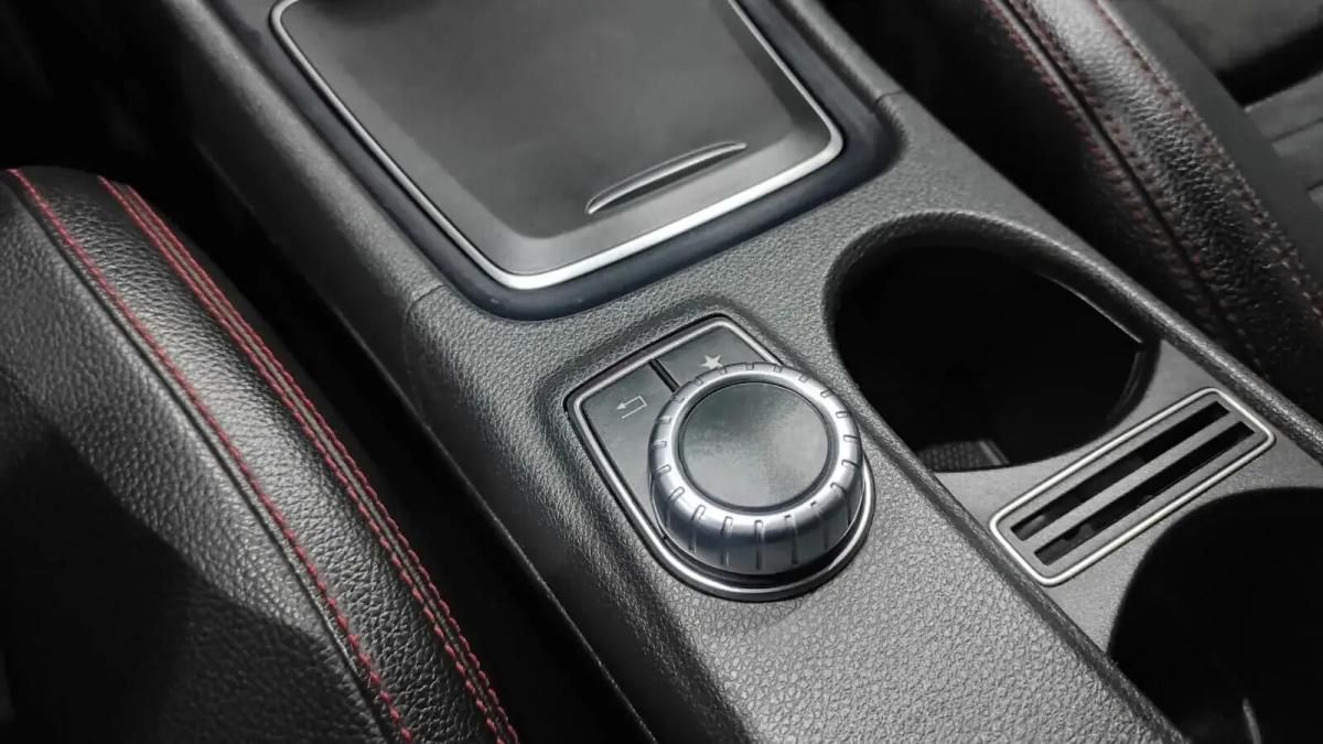 mercedes-benz-cla-200-d-2018-diesel-2143cc