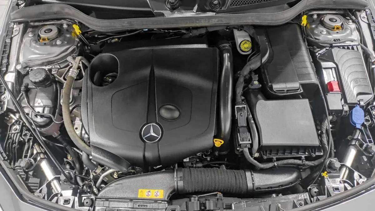mercedes-benz-cla-200-d-2018-diesel-2143cc