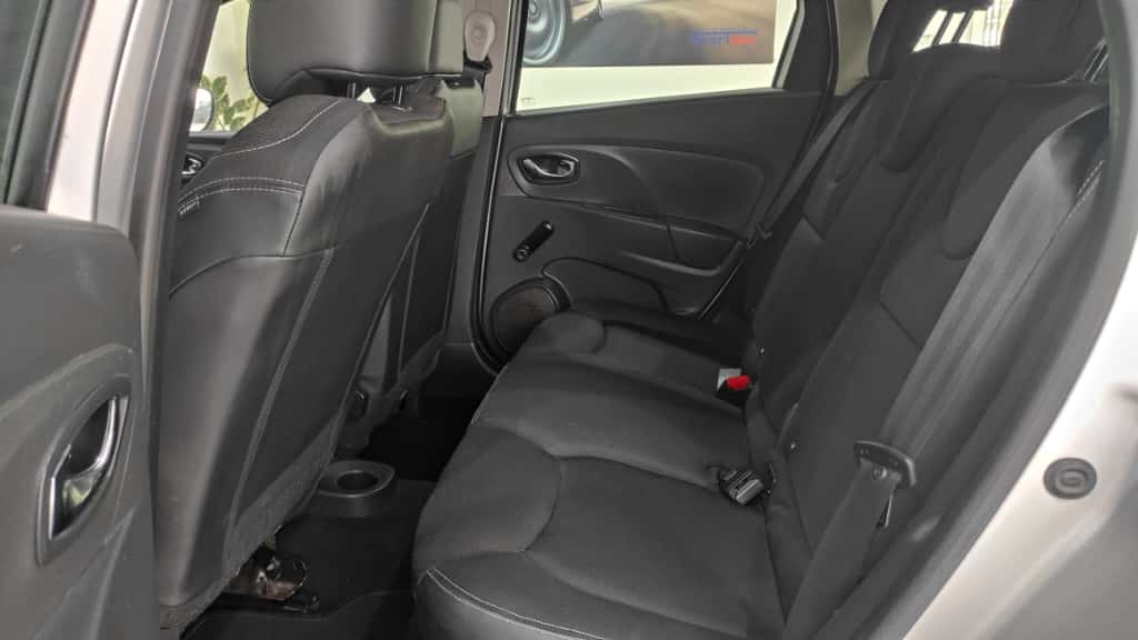 renault-clio-sport-tourer-2014-diesel-1461cc