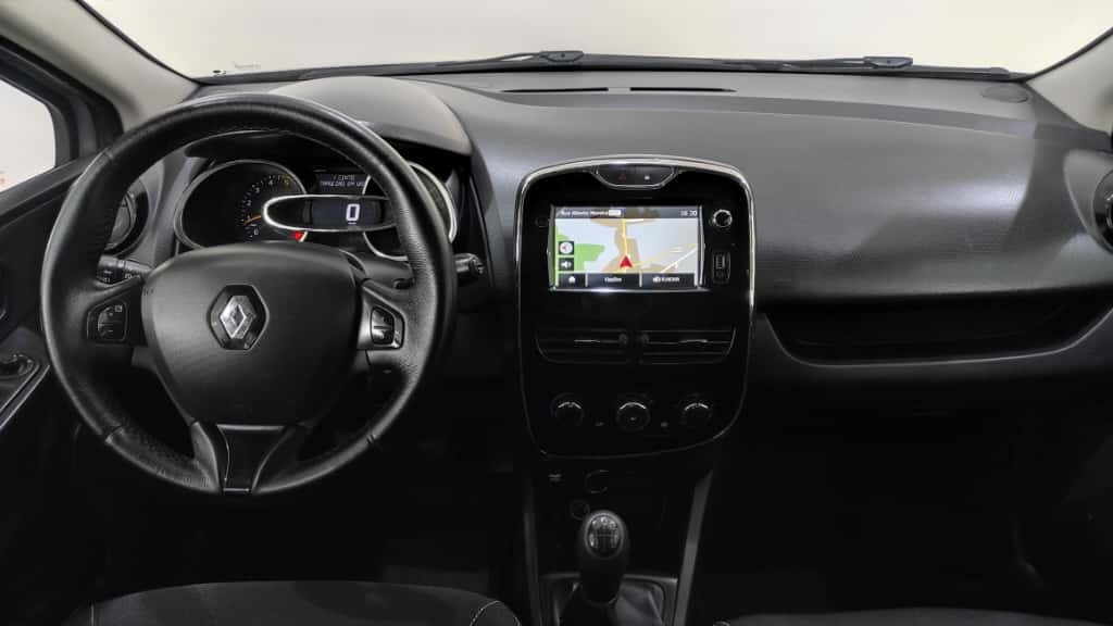 renault-clio-sport-tourer-2014-diesel-1461cc