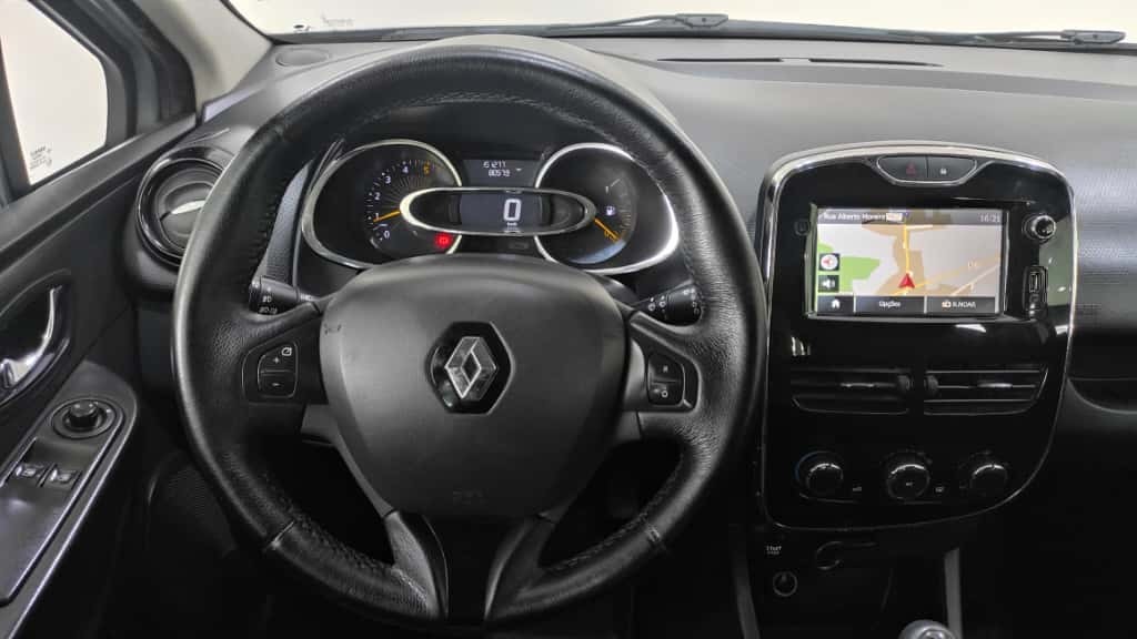 renault-clio-sport-tourer-2014-diesel-1461cc