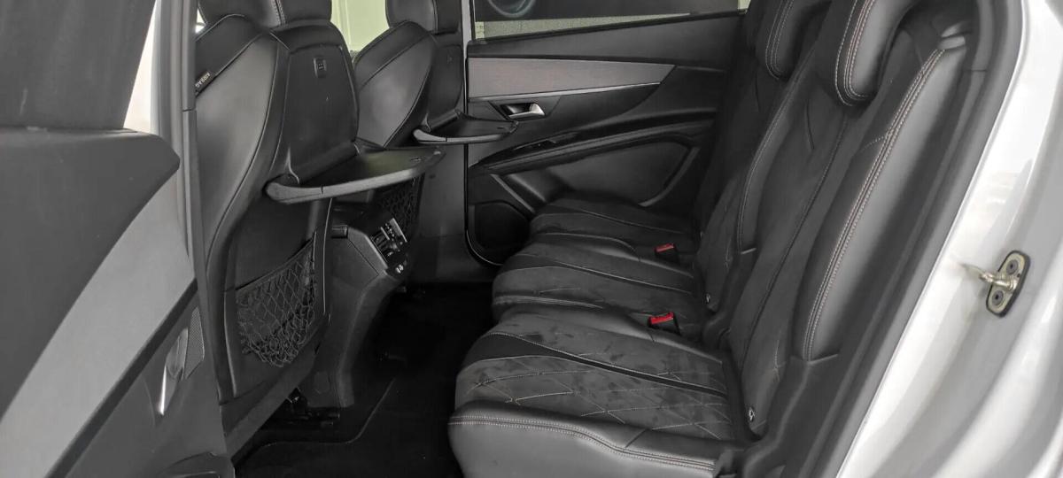 peugeot-5008-2018-diesel-1997cc