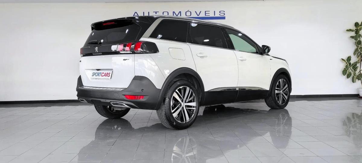 peugeot-5008-2018-diesel-1997cc