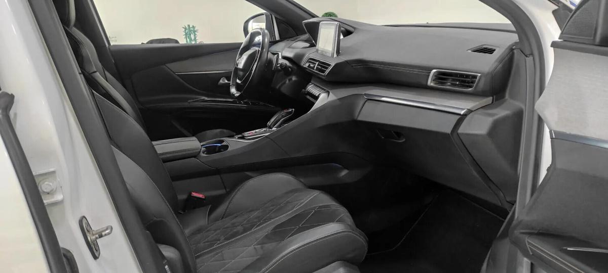 peugeot-5008-2018-diesel-1997cc