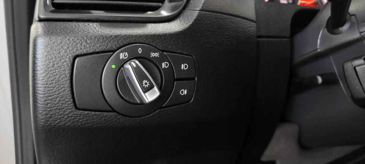 bmw-x1-sdrive18d-2015-diesel-1995cc