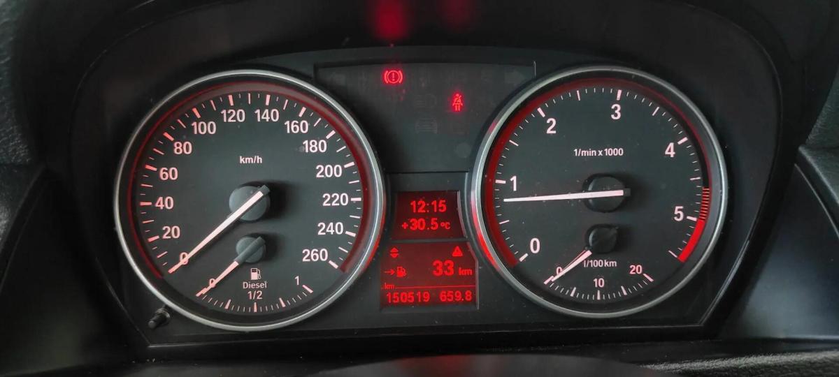 bmw-x1-sdrive18d-2015-diesel-1995cc