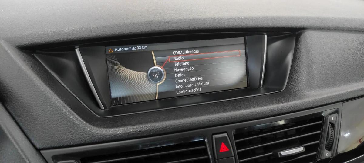 bmw-x1-sdrive18d-2015-diesel-1995cc