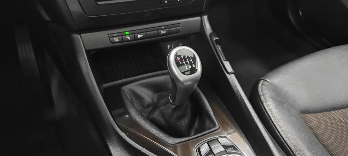 bmw-x1-sdrive18d-2015-diesel-1995cc