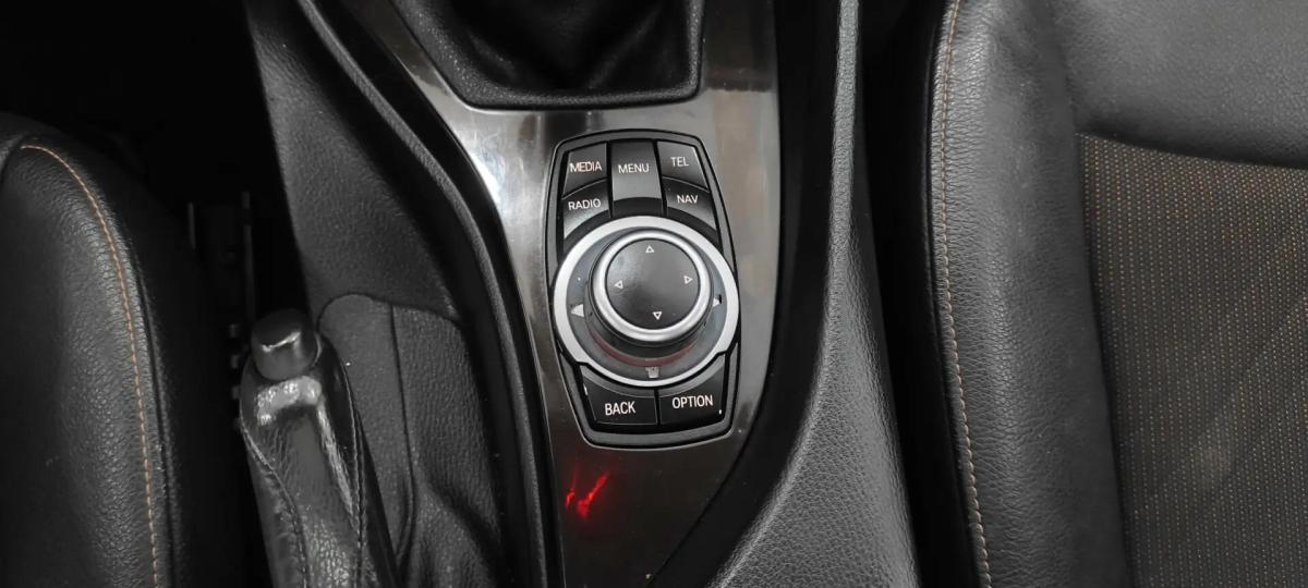 bmw-x1-sdrive18d-2015-diesel-1995cc