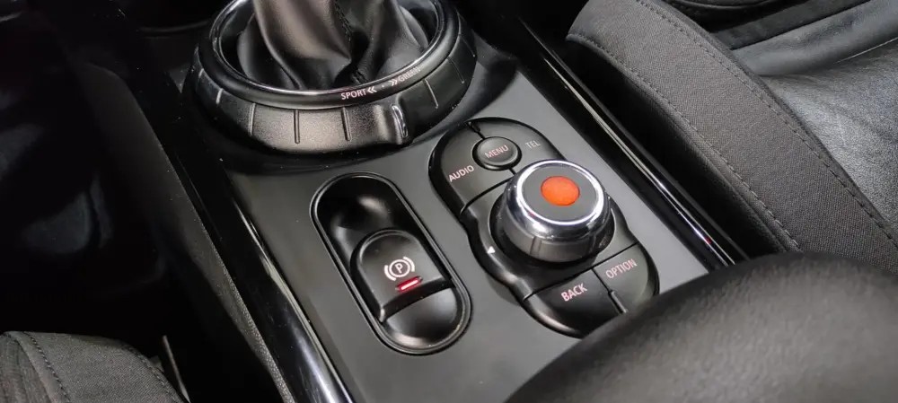 mini-clubman-2016-diesel-1995cc