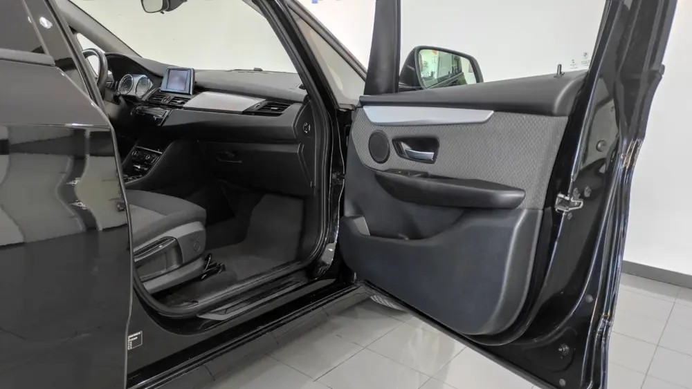 bmw-serie-2-2020-diesel-1496cc