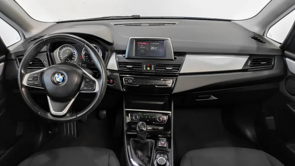bmw-serie-2-2020-diesel-1496cc