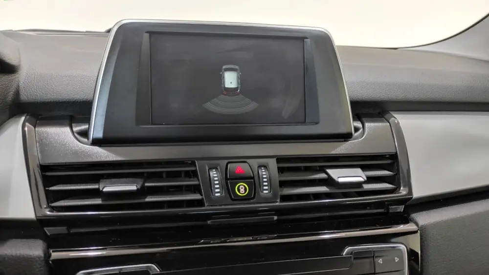 bmw-serie-2-2020-diesel-1496cc