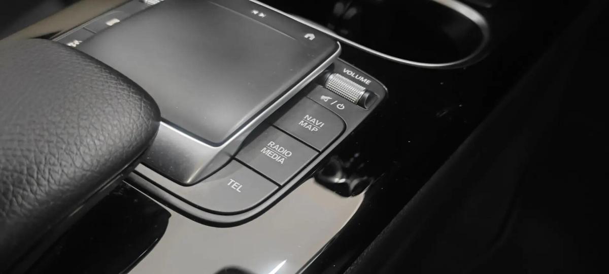 mercedes-benz-classe-a-a-250-e-2021-hibrido-a-gasolina-1332cc