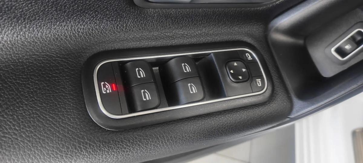 mercedes-benz-classe-a-a-250-e-2021-hibrido-a-gasolina-1332cc