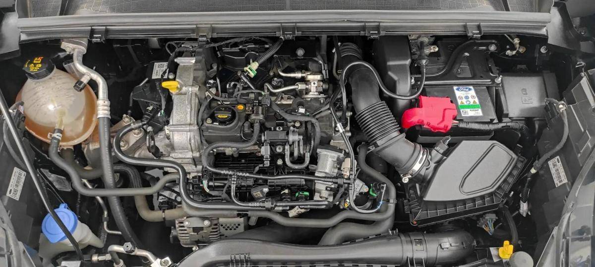 ford-puma-2023-gasolina-998cc