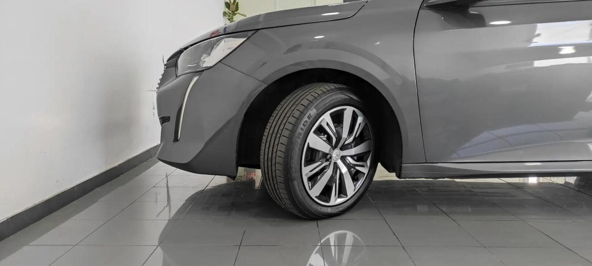 peugeot-208-2023-diesel-1499cc