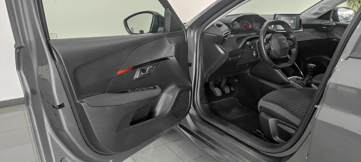 peugeot-208-2023-diesel-1499cc