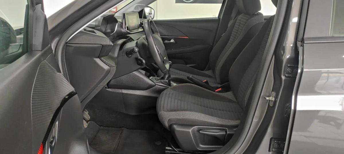 peugeot-208-2023-diesel-1499cc
