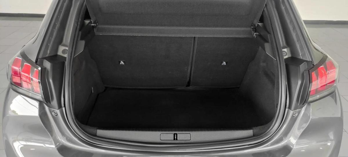 peugeot-208-2023-diesel-1499cc