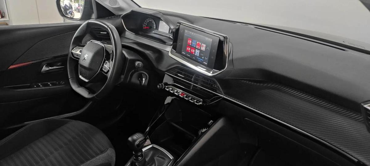 peugeot-208-2023-diesel-1499cc