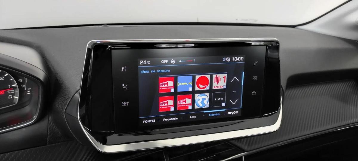 peugeot-208-2023-diesel-1499cc