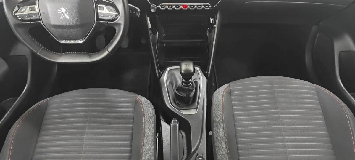 peugeot-208-2023-diesel-1499cc