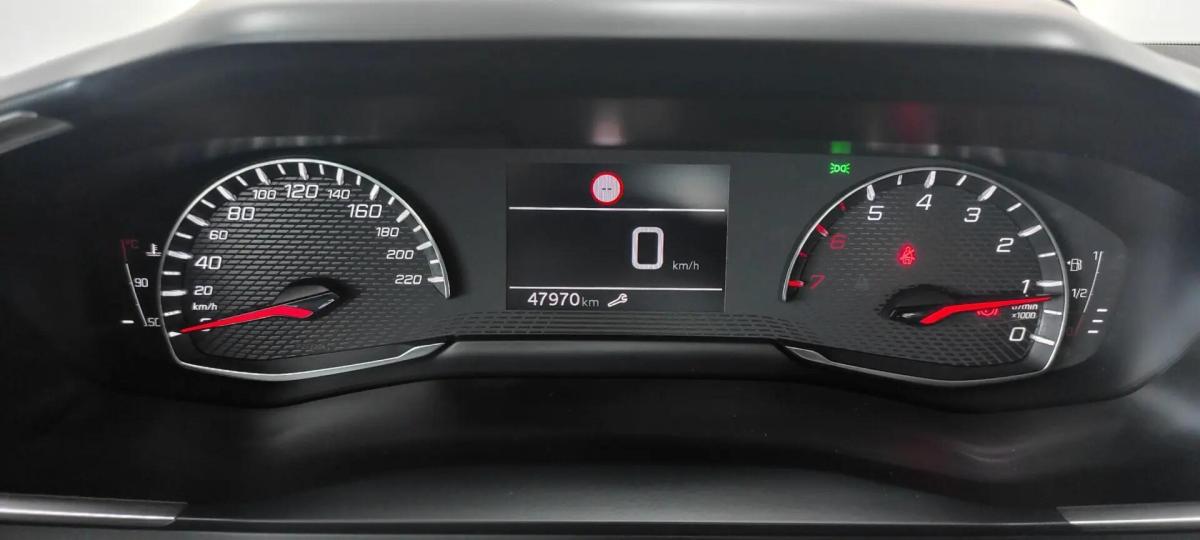 peugeot-208-2023-diesel-1499cc