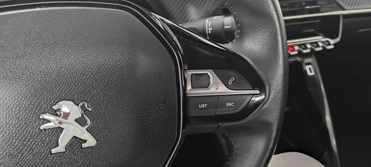 peugeot-208-2023-diesel-1499cc