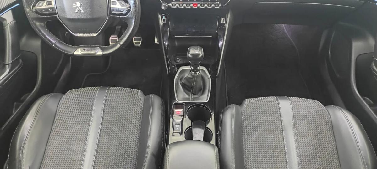 peugeot-2008-2021-gasolina-1199cc