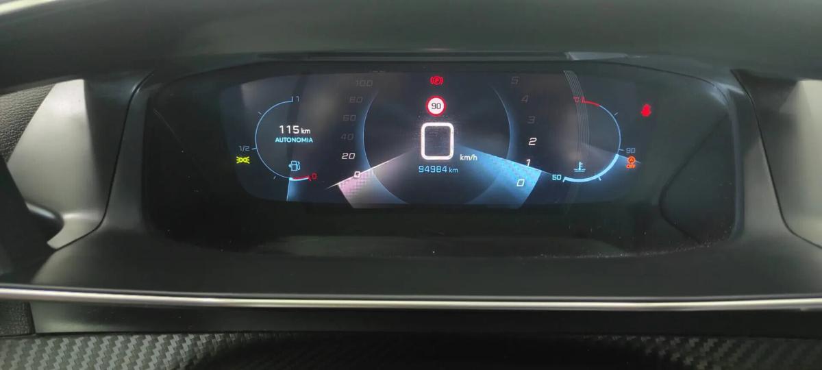 peugeot-2008-2021-gasolina-1199cc