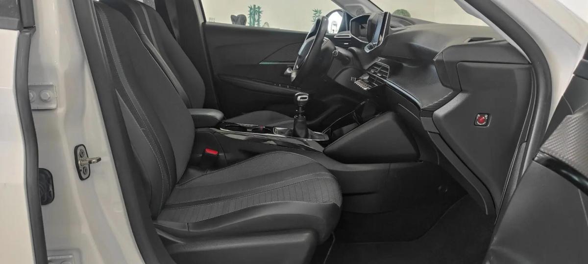 peugeot-208-2020-gasolina-1199cc