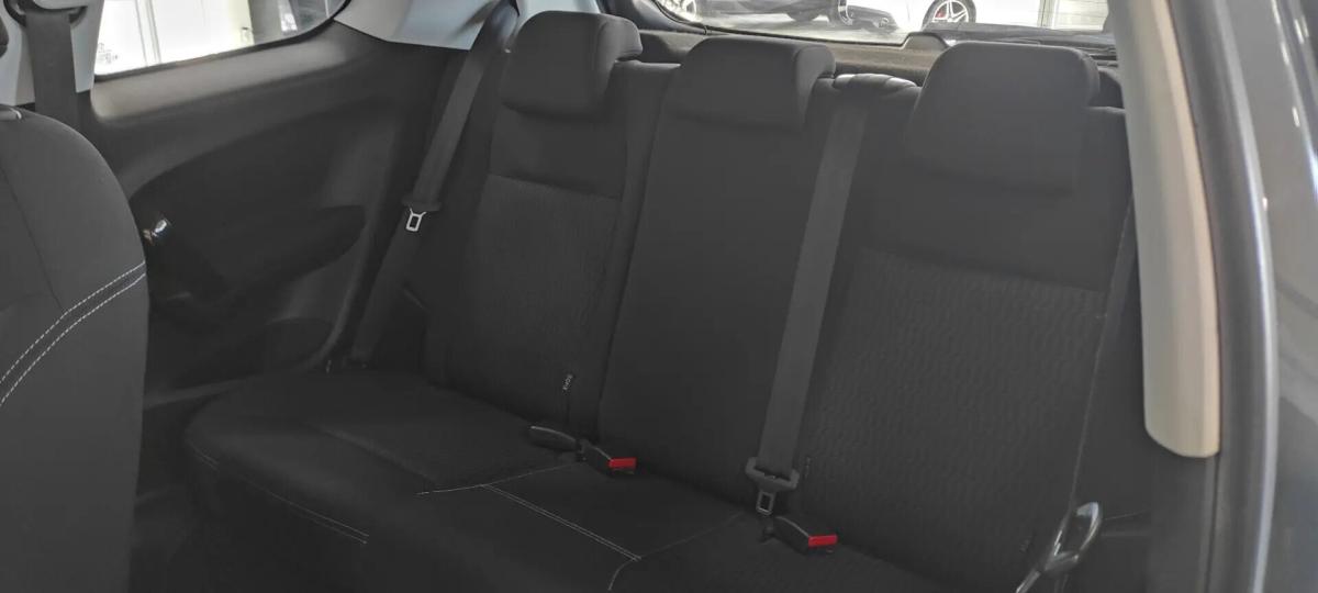 peugeot-208-2017-gasolina-1199cc