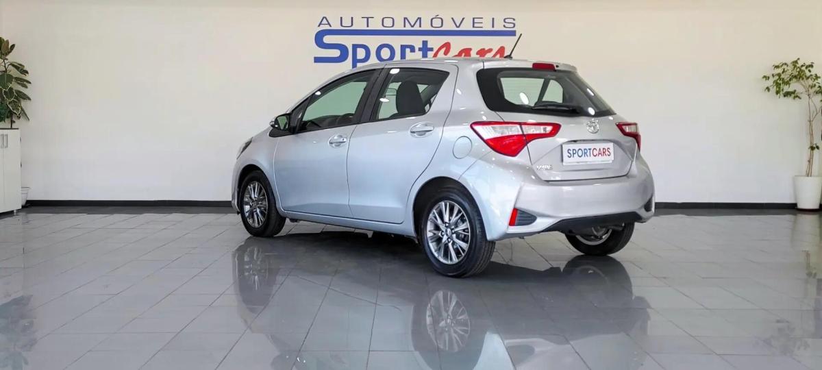 toyota-yaris-2019-gasolina-998cc