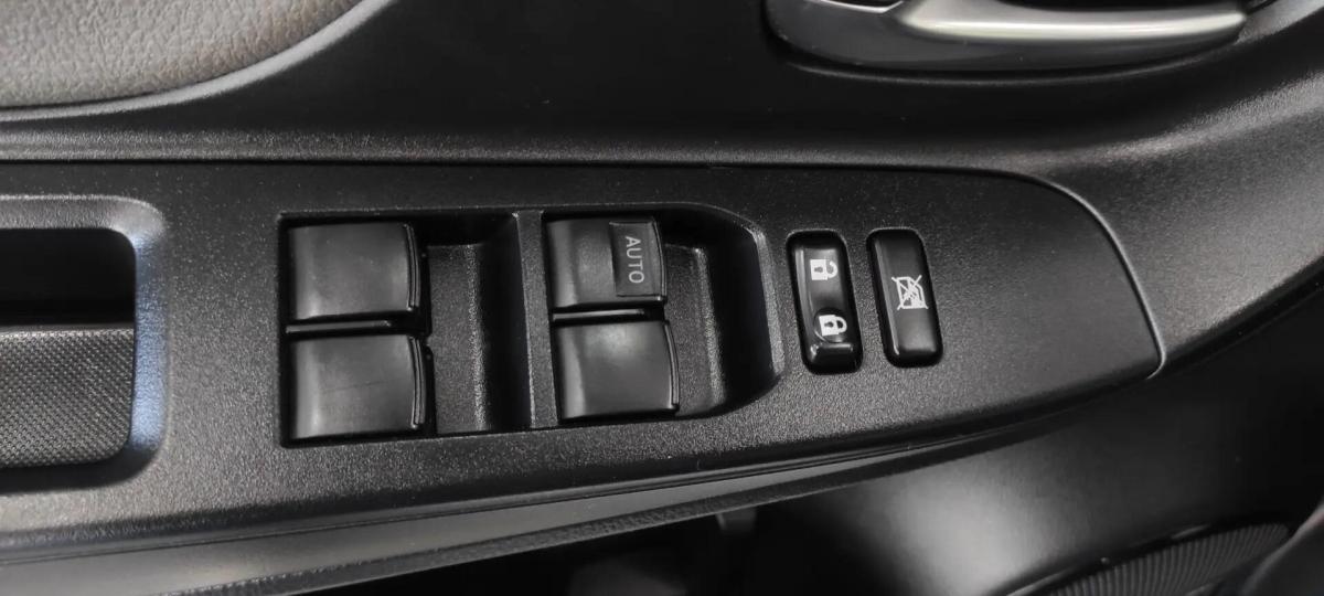 toyota-yaris-2019-gasolina-998cc