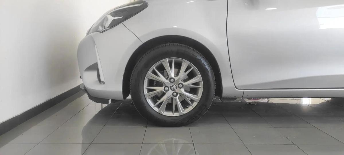 toyota-yaris-2019-gasolina-998cc
