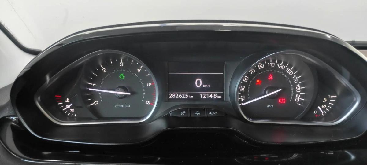 peugeot-208-2013-diesel-1398cc