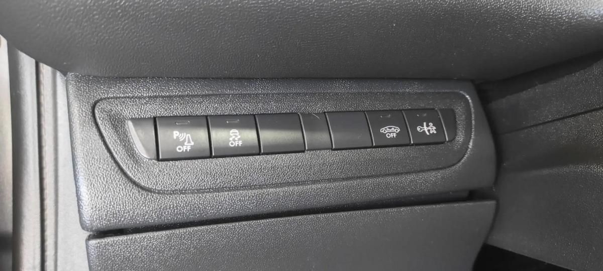 peugeot-208-2013-diesel-1398cc