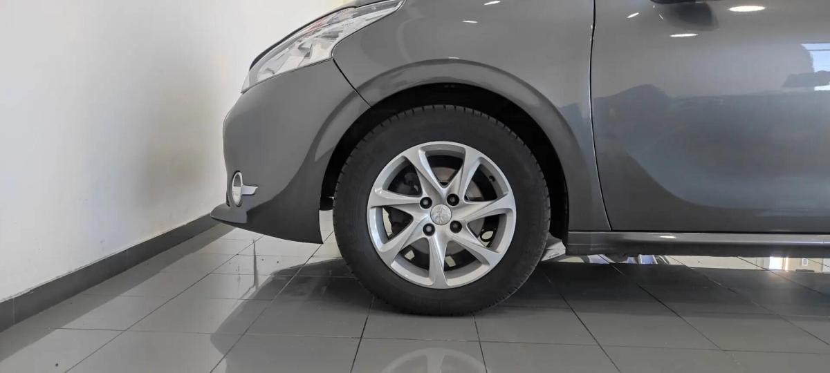 peugeot-208-2013-diesel-1398cc